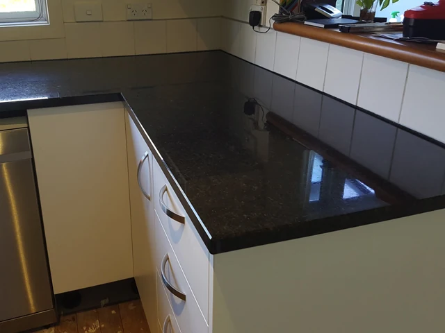 Black Pearl granite — application 1