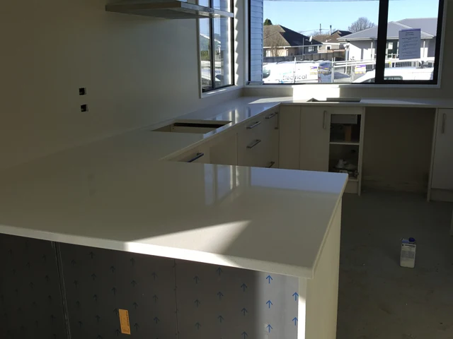 Crystal Mist zero silica quartz — application 1
